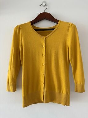 Halogen Mustard Yellow V-Neck Button Front Cardigan